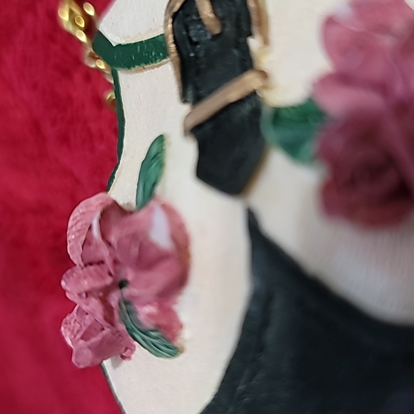 Set of 2 Mini 20s Shoe and Purse Figurines From Chosen Treasures 4 You series. - Picture 10 of 10